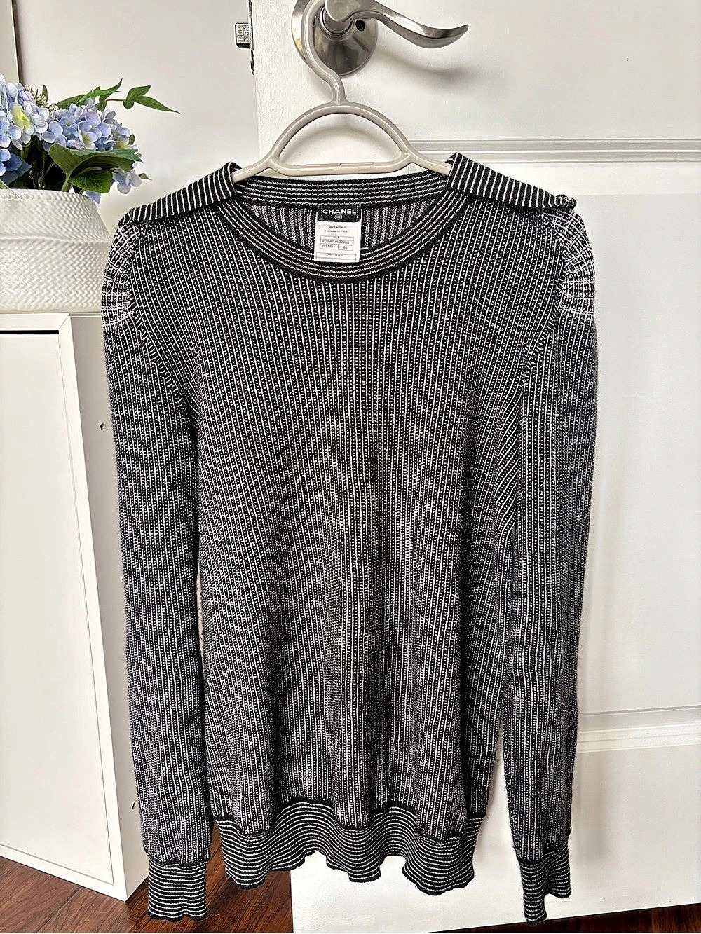 Chanel 09A Black & White Ribbed Knit Pullover